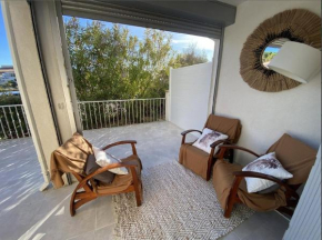 Appartement climatisé en rez-de-chaussée